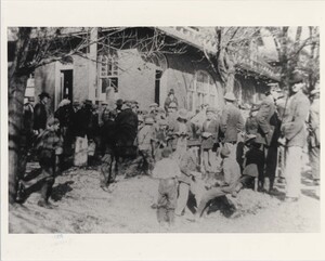 Lewis Hine Dallas Mill Workers Outside the Mill.